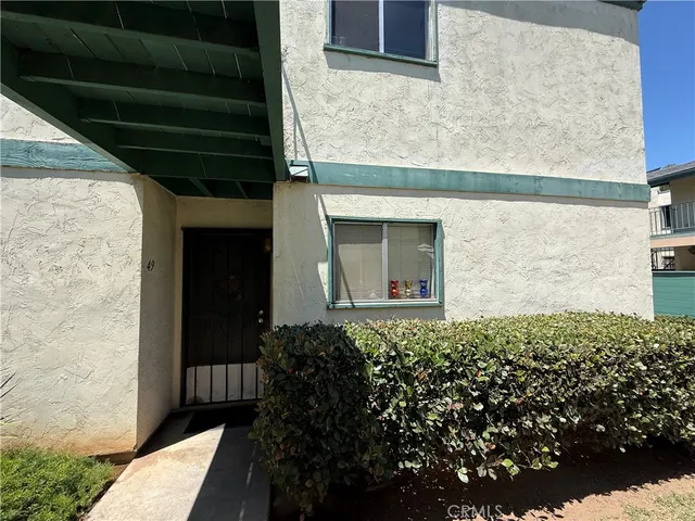 $349,000 | 1817 East Grand Avenue, Unit 49, Escondido, CA 92027