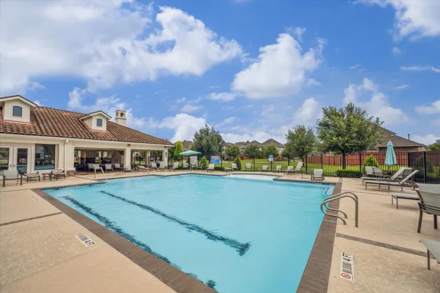 $516,995 | 13205 Dartmoor Terrace Drive, Houston, TX 77077