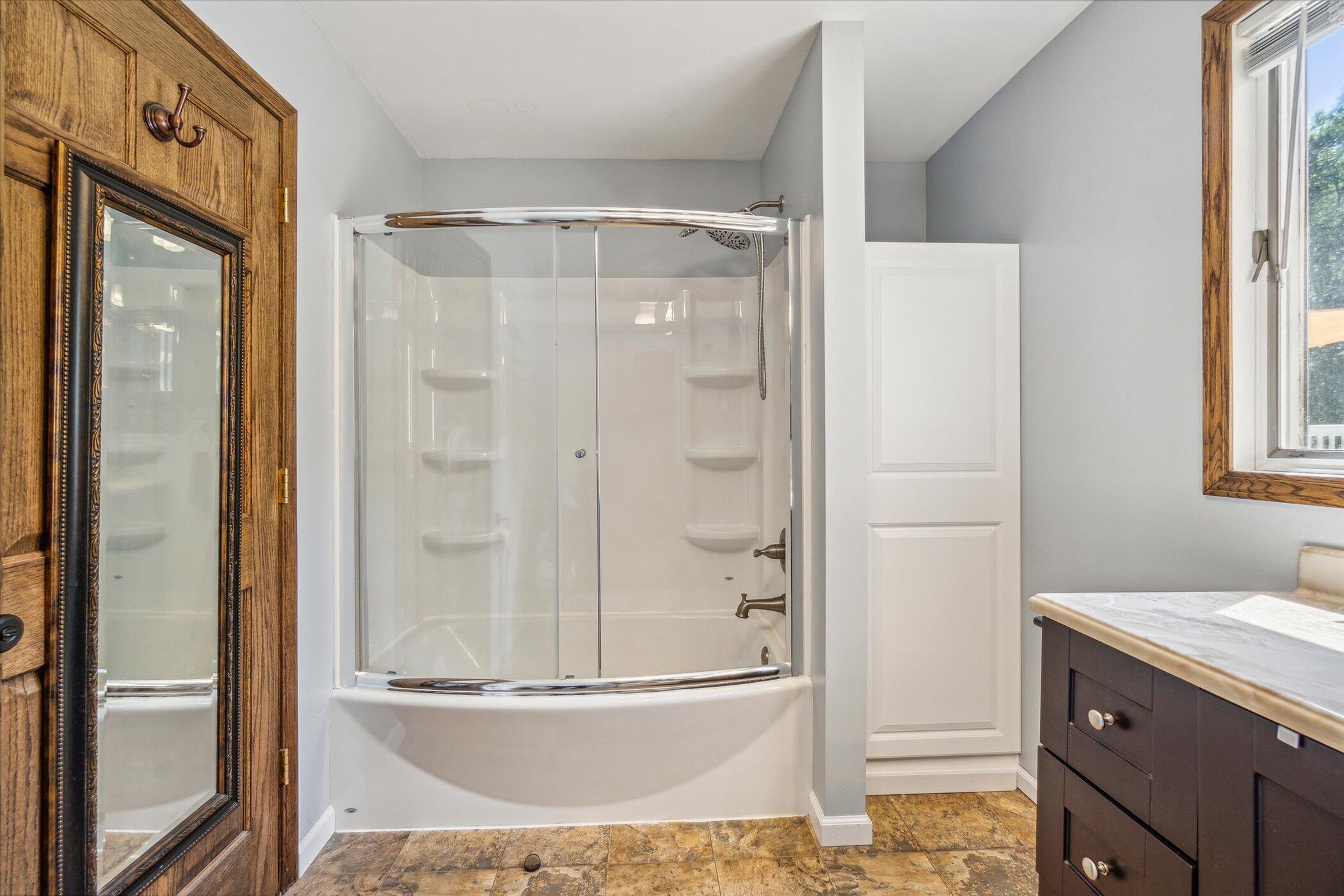 7200 South Jackson Road Jackson, MI 49201 - Photo 21 of 51 23-7200-S-Jackson-Rd-Jackson-MI-49201-Wi