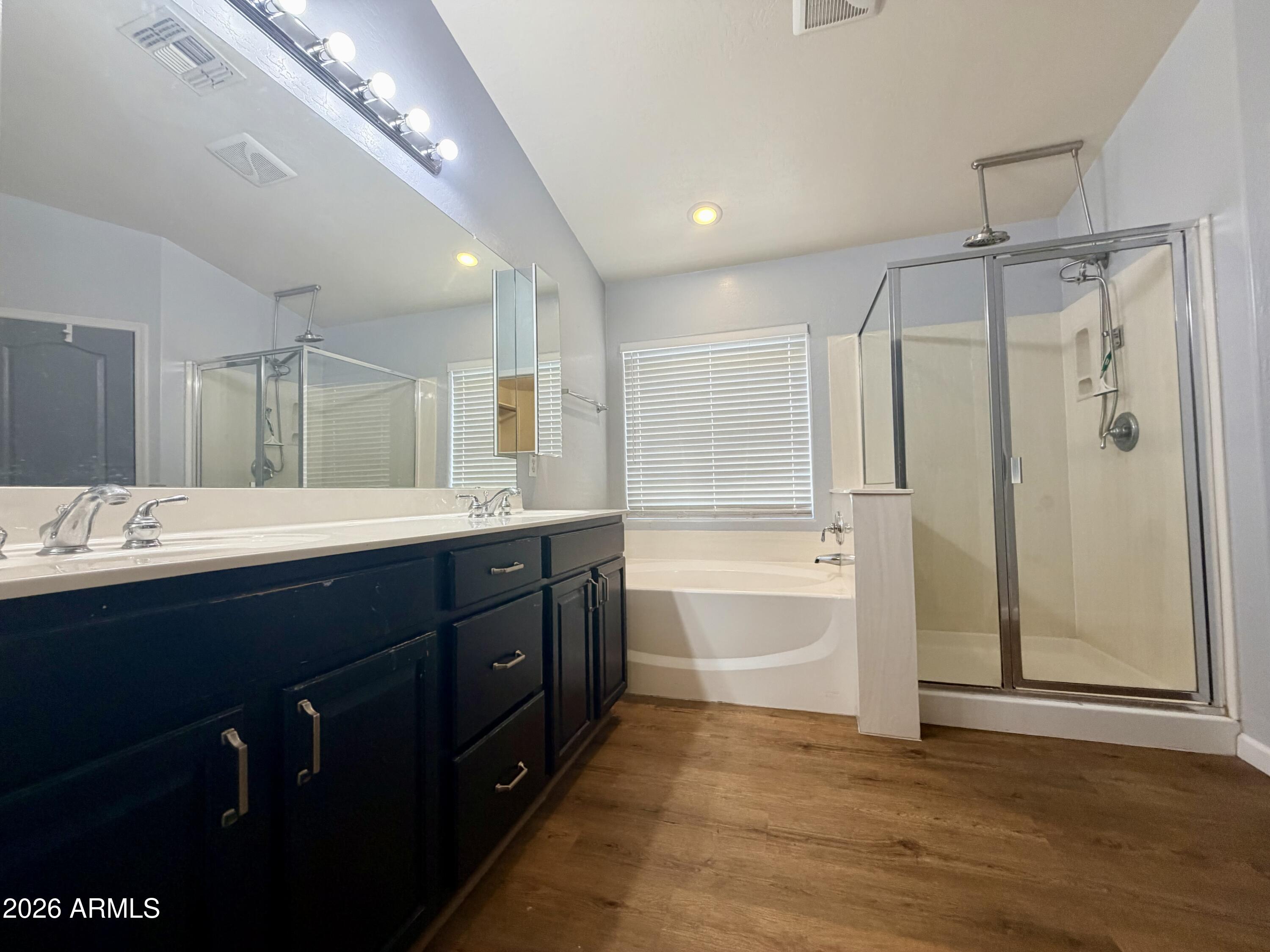 3094 South Martingale Road Gilbert, AZ 85295 - Photo 3 of 10 IMG_2487