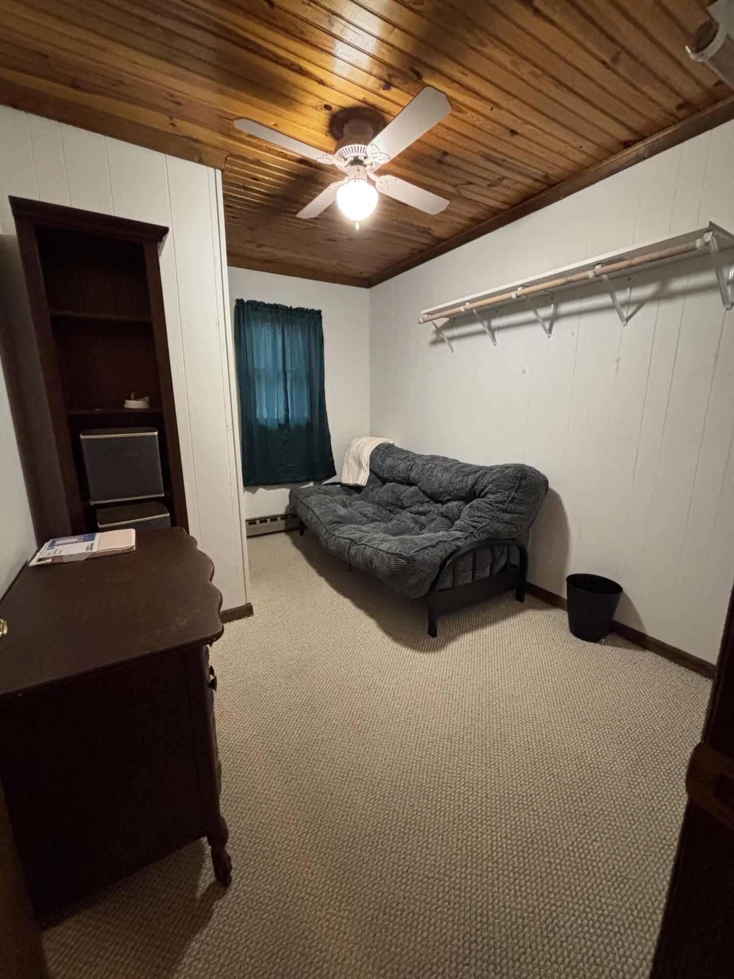 247 Mountain Road Albrightsville, PA 18210 - Photo 13 of 16 Bed 3