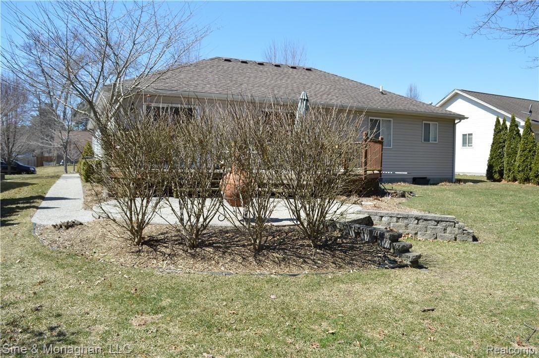 9535 Rachel Road Algonac, MI 48001 - Photo 4 of 27 033.JPG