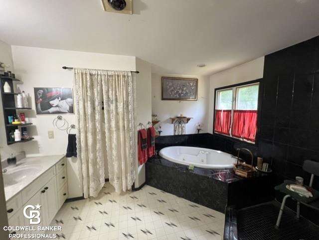 1922 Withey Road Columbus, MI 48063 - Photo 13 of 28 Gallery Image 13