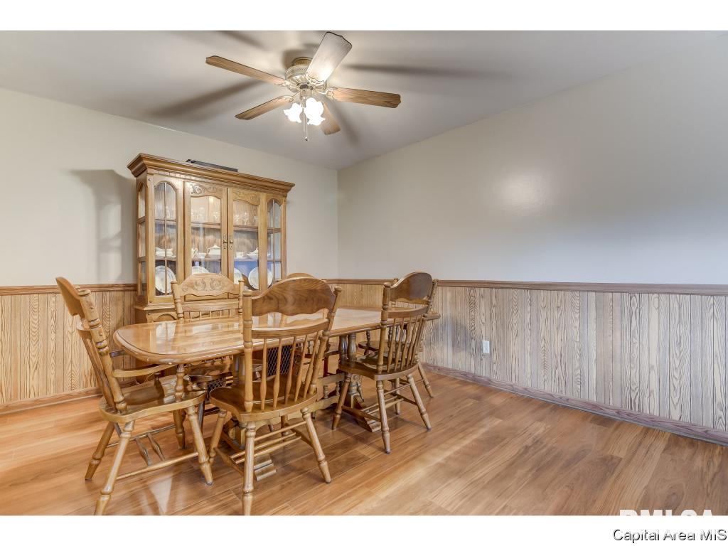 24 Mesa Road Springfield, IL 62702 - Photo 12 of 32