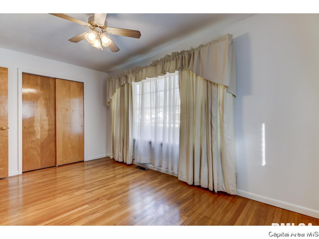 24 Mesa Road Springfield, IL 62702 - Photo 17 of 32