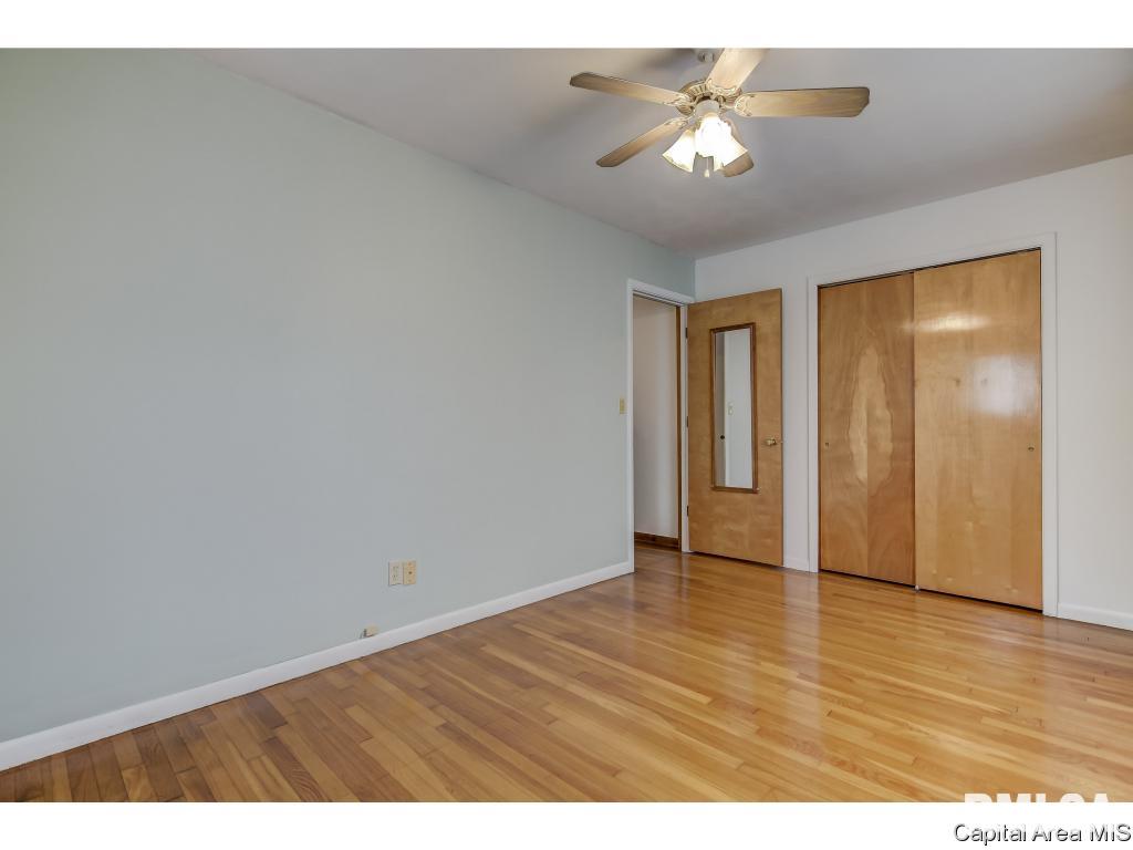 24 Mesa Road Springfield, IL 62702 - Photo 19 of 32