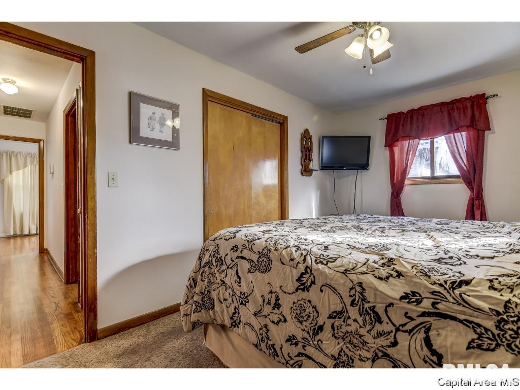 24 Mesa Road Springfield, IL 62702 - Photo 24 of 32