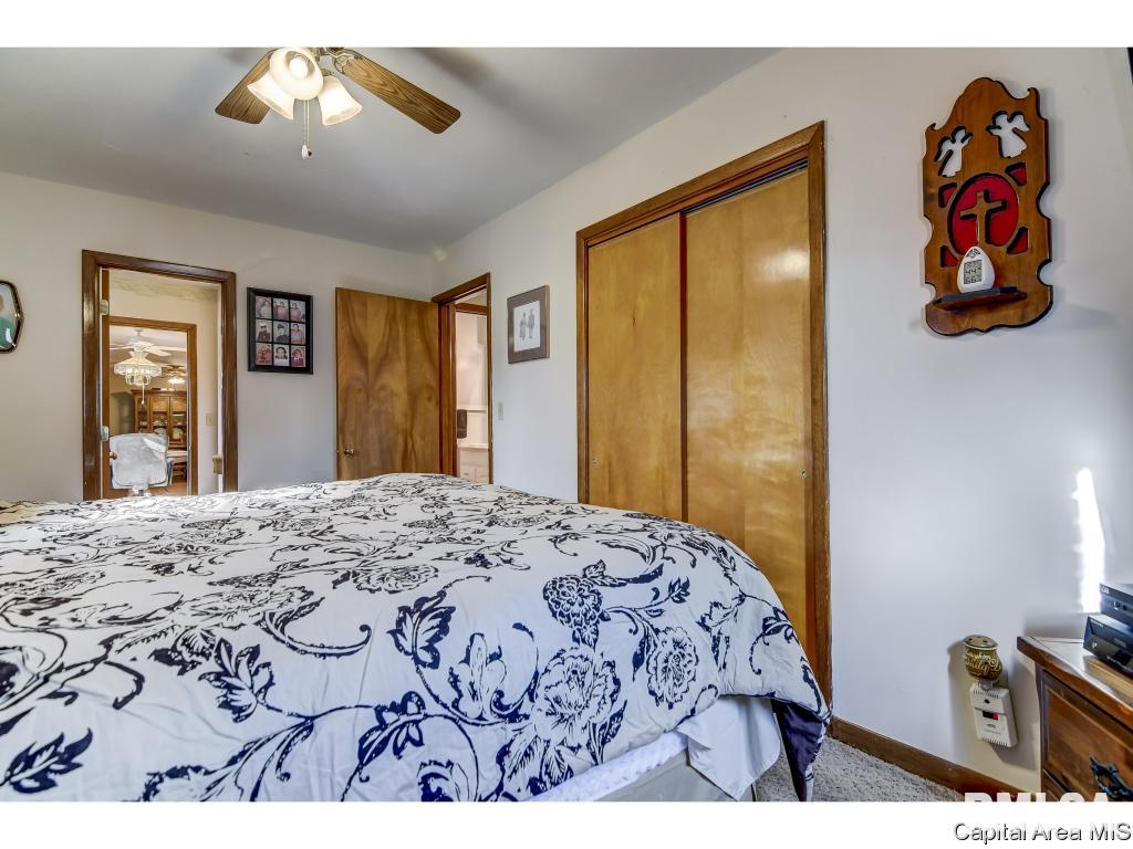 24 Mesa Road Springfield, IL 62702 - Photo 25 of 32