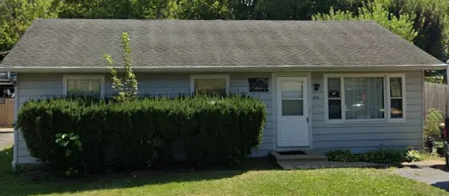 $2,000 | 1114 North Oak Terrace, Round Lake Beach, IL 60073