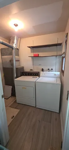 $2,000 | 1114 North Oak Terrace, Round Lake Beach, IL 60073