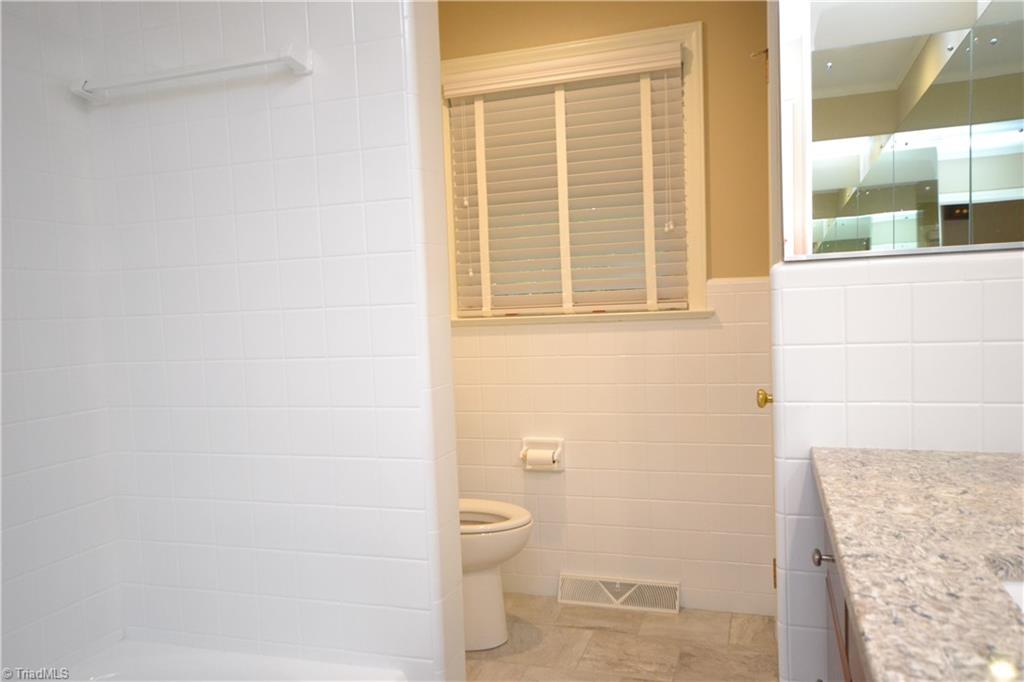559 Inwood Road Asheboro, NC 27205 - Photo 18 of 30 Gallery Image 18
