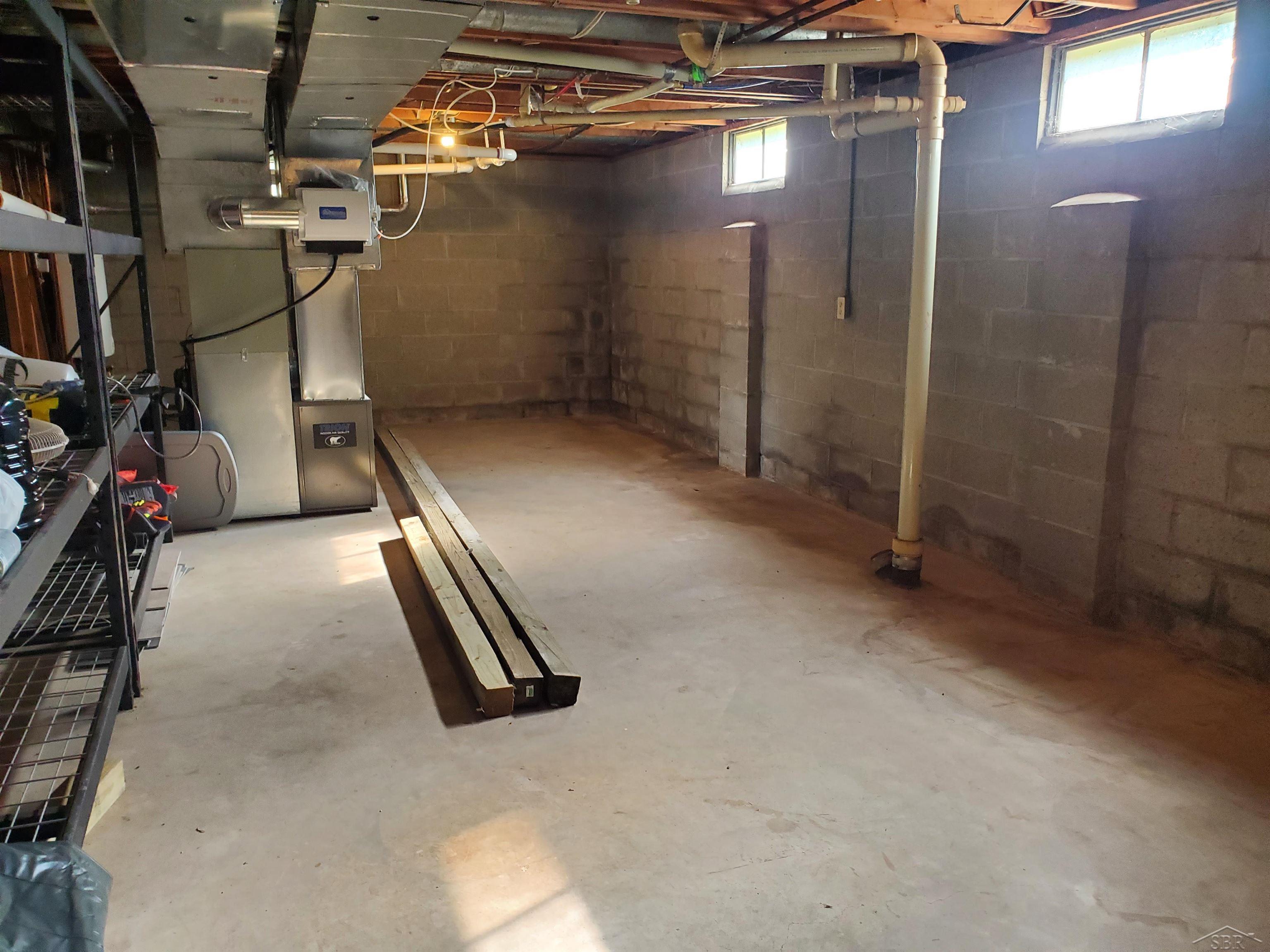 4119 North Belsay Road Flint, MI 48506 - Photo 22 of 33 50120481-21.JPG