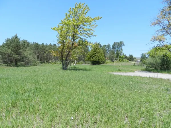 $59,900 | 6274 South Us-31, Grawn, MI 49637