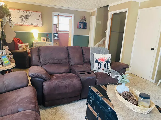 $169,900 | 514 Locust Street, Marion, KS 66861