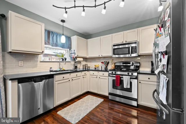 $400,000 | 1009 Heather Lane, Quakertown, PA 18951