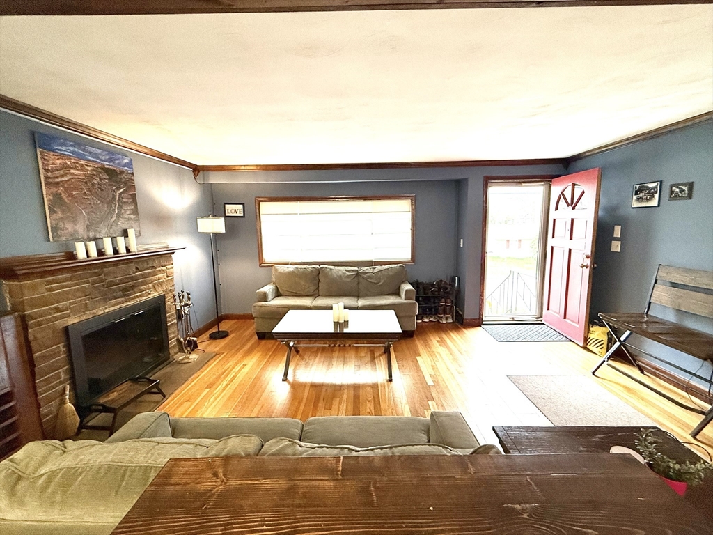 26 McDevitt Road Randolph, MA 02368 - Photo 2 of 33 Gallery Image 2