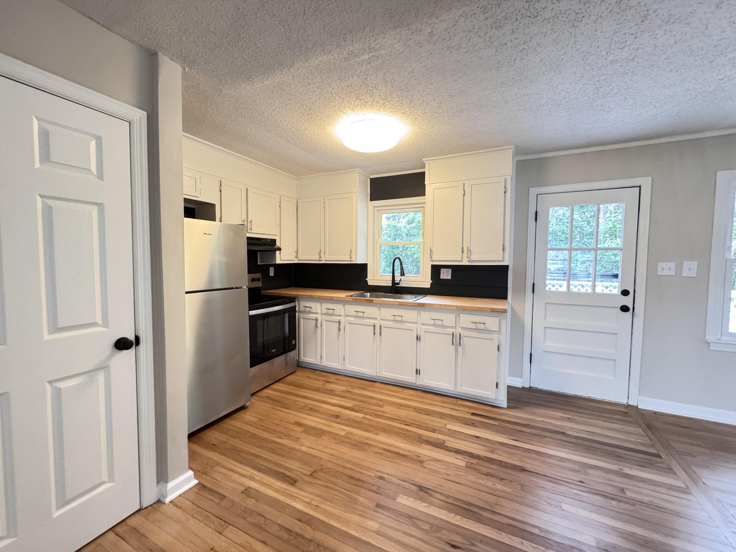 105 Dandridge Road Walterboro, SC 29488 - Photo 11 of 45 105 Dandridge Road (11)