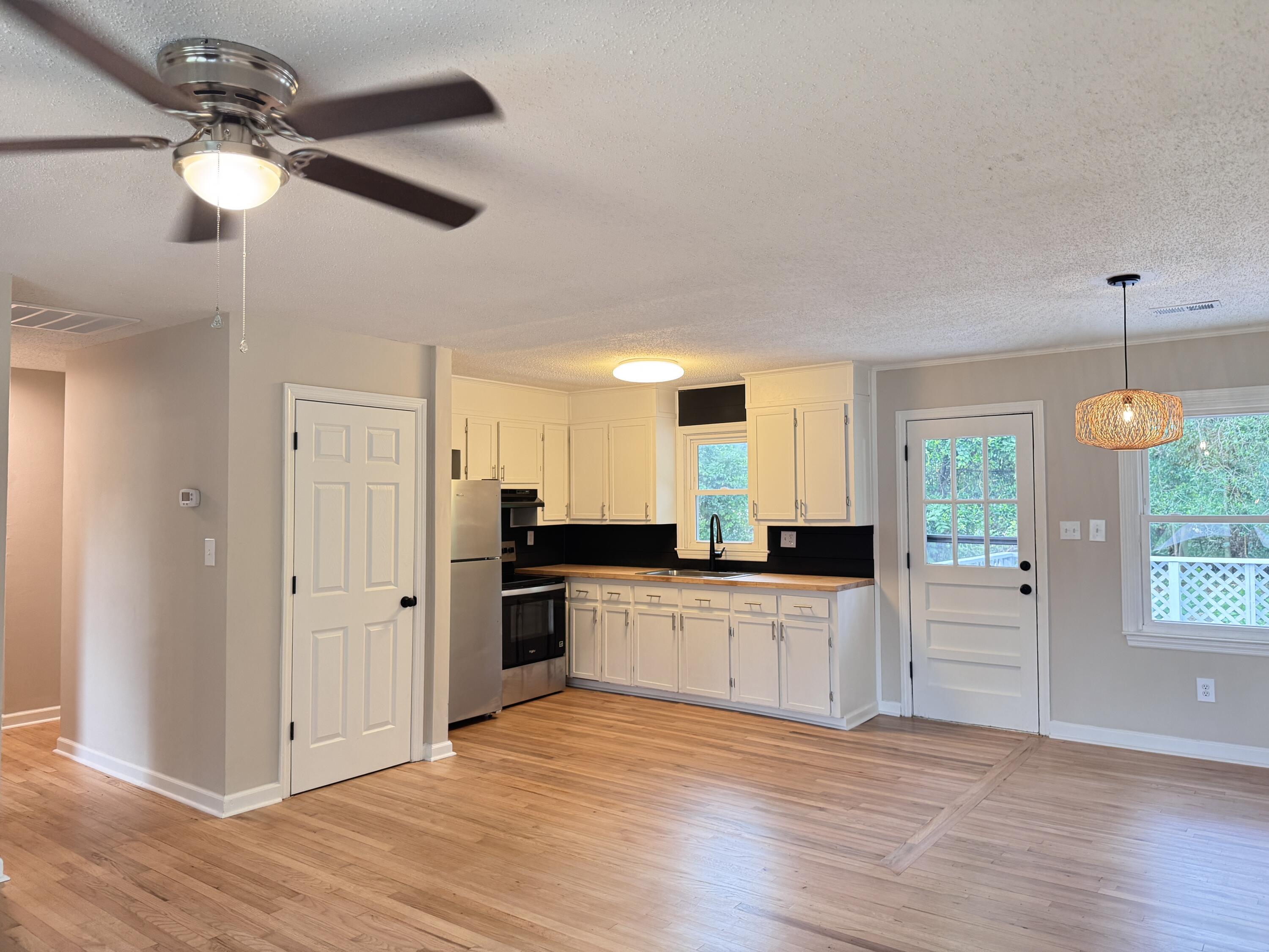 105 Dandridge Road Walterboro, SC 29488 - Photo 14 of 45 105 Dandridge Rd. (21)