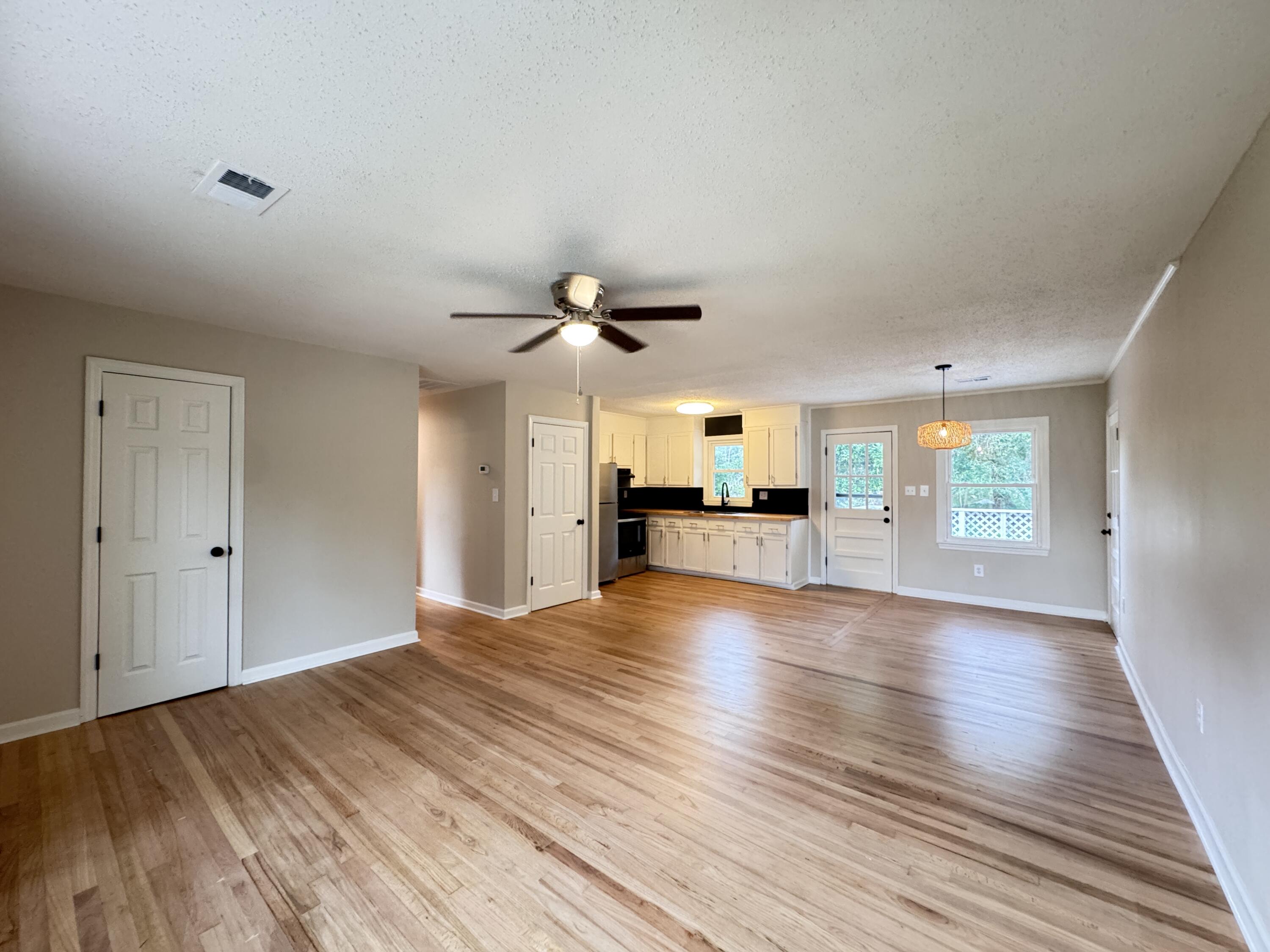 105 Dandridge Road Walterboro, SC 29488 - Photo 5 of 45 105 Dandridge Road (3)