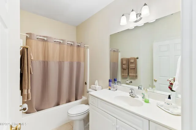 $425,000 | 1194 Andora Drive, Unit 9, Bolivia, NC 28422