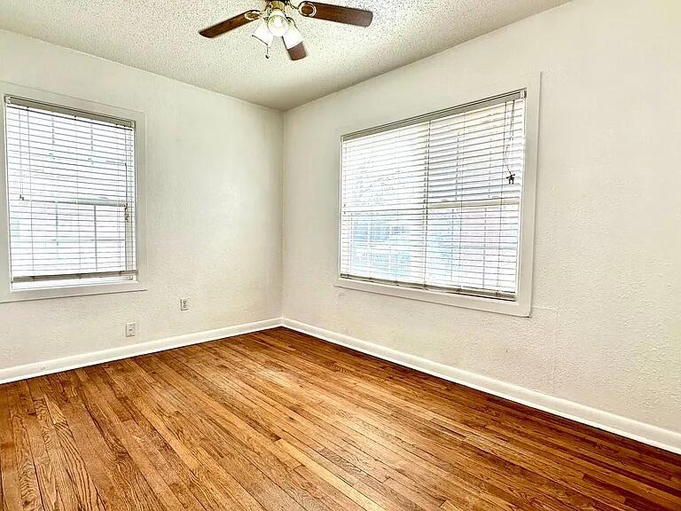 2810 35th Street Lubbock, TX 79413 - Photo 6 of 10 1