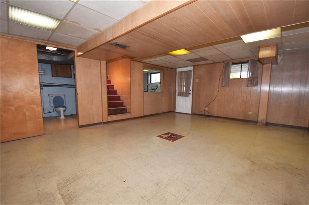951 Lessing Street Pittsburgh, PA 15220 - Photo 15 of 22 Gallery Image 15