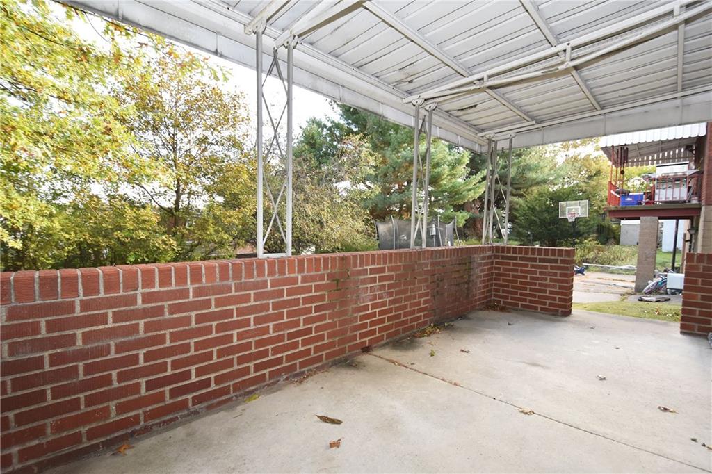 951 Lessing Street Pittsburgh, PA 15220 - Photo 19 of 22 Gallery Image 19