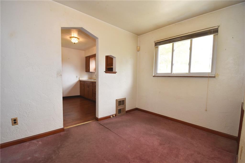 951 Lessing Street Pittsburgh, PA 15220 - Photo 5 of 22 Gallery Image 5