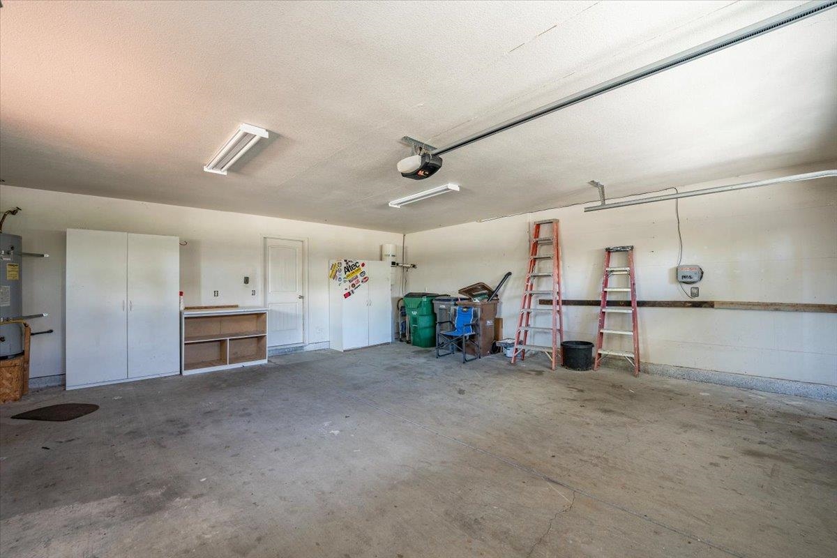 245 Shelley Way Red Bluff, CA 96080 - Photo 32 of 63