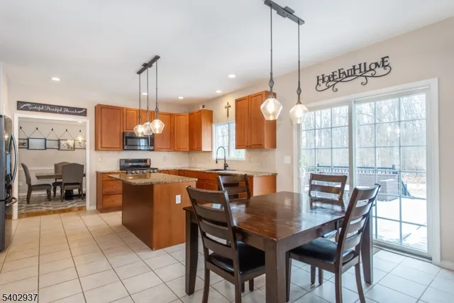 $699,000 | 32 Oakridge Road, Washington, NJ 07882