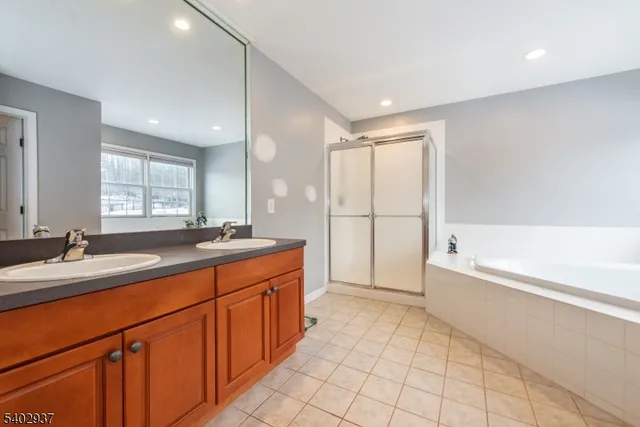 $699,000 | 32 Oakridge Road, Washington, NJ 07882