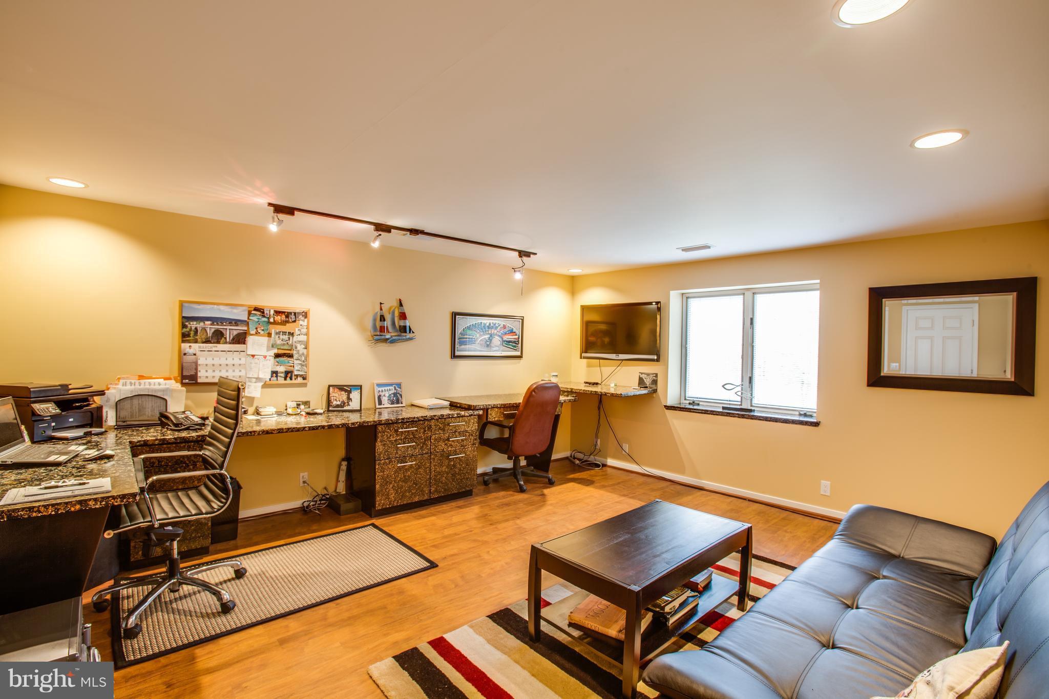 6600 Fox Ridge Road Spotsylvania, VA 22551 - Photo 23 of 30 Lower Level Office or Bedroom, Take your Pick.
