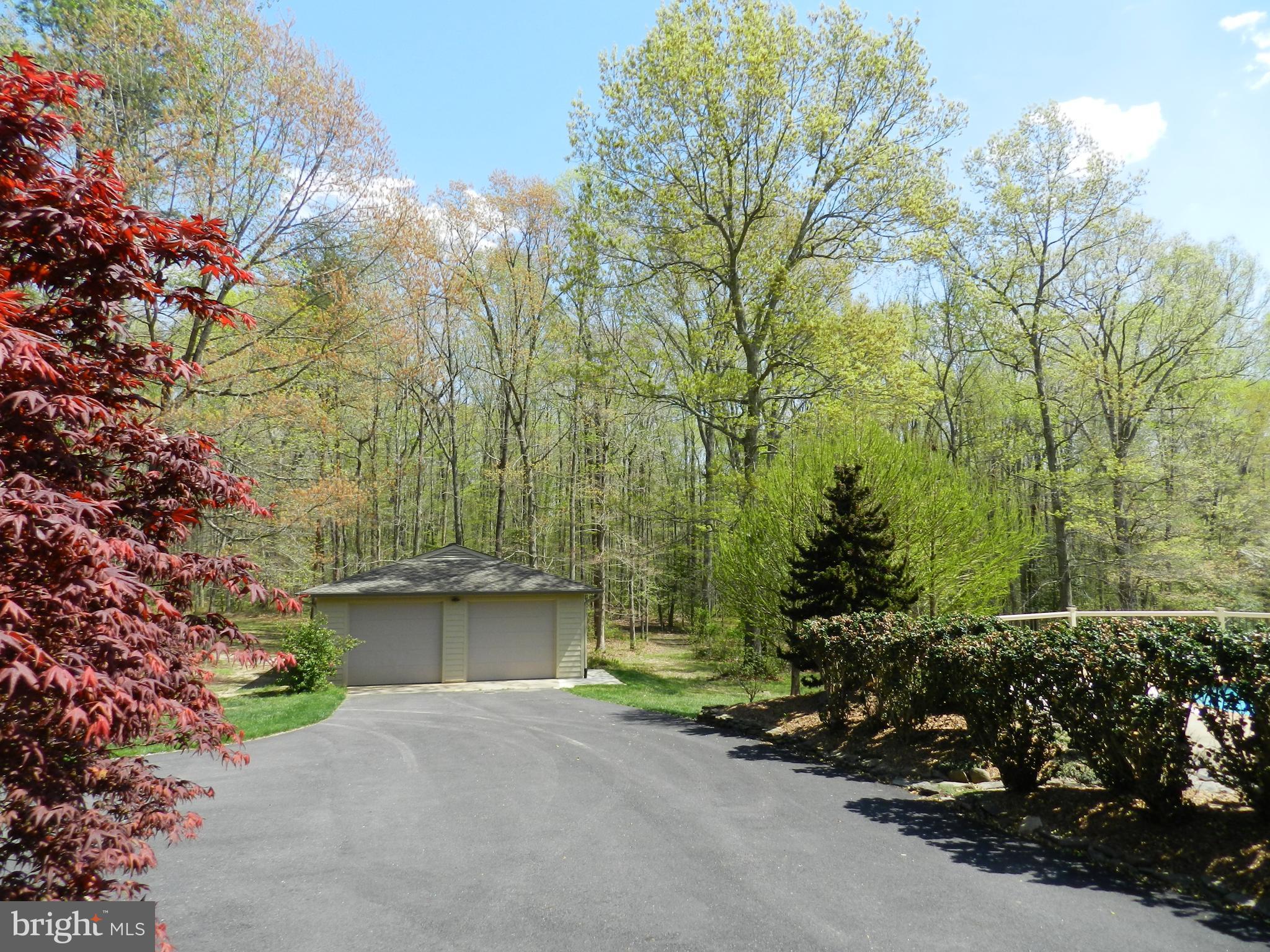 6600 Fox Ridge Road Spotsylvania, VA 22551 - Photo 29 of 30 Detached 33 x 25 Garage, Bring the Boats (2 of 4)