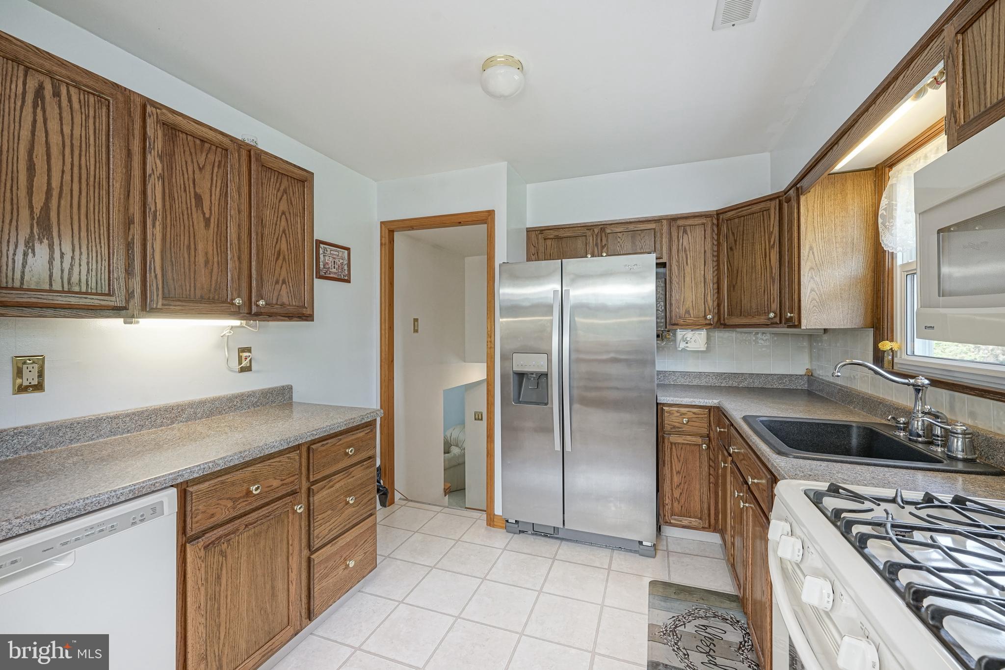 18 Cedarcroft Road Gibbsboro, NJ 08026 - Photo 14 of 30 Gallery Image 14