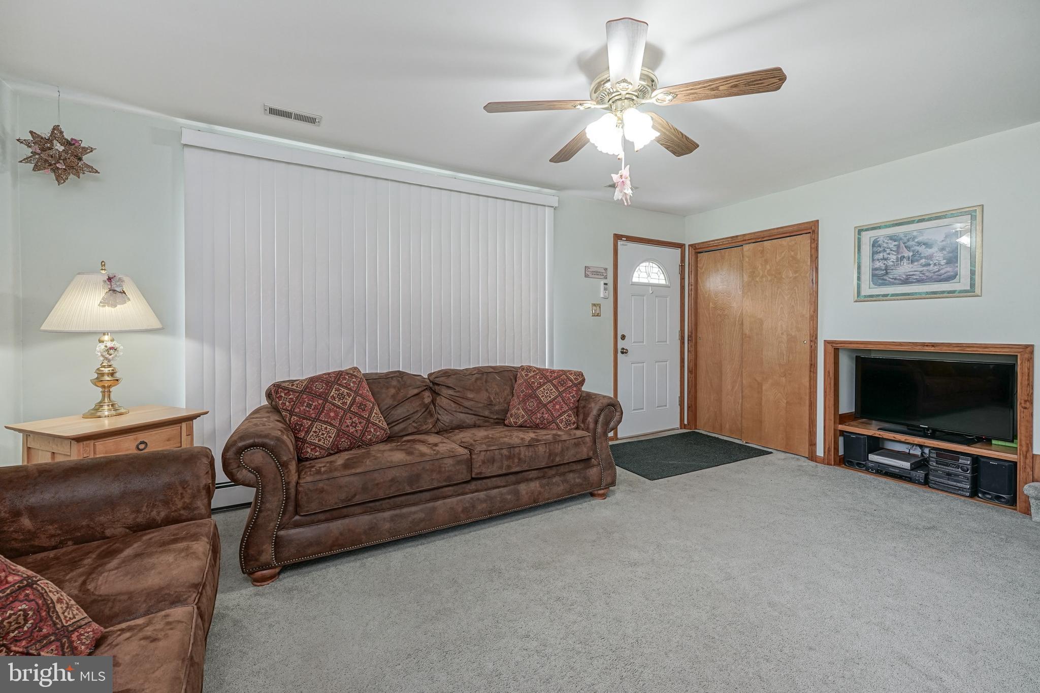 18 Cedarcroft Road Gibbsboro, NJ 08026 - Photo 5 of 30 Gallery Image 5