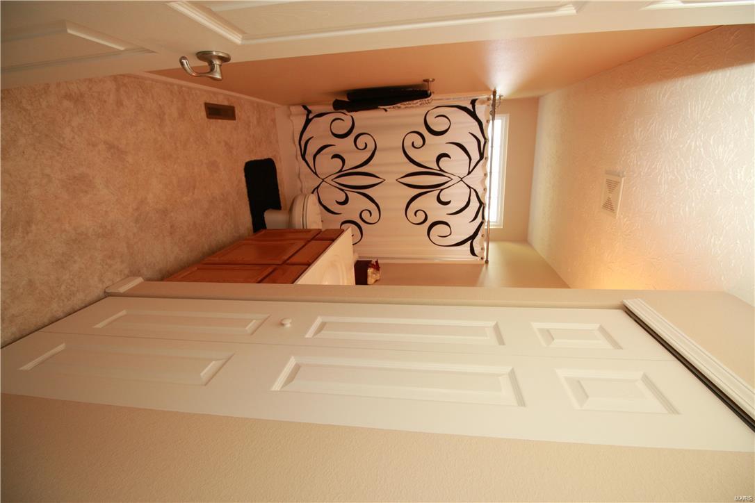 437 Mockingbird Lane Waterloo, IL 62298 - Photo 13 of 32
