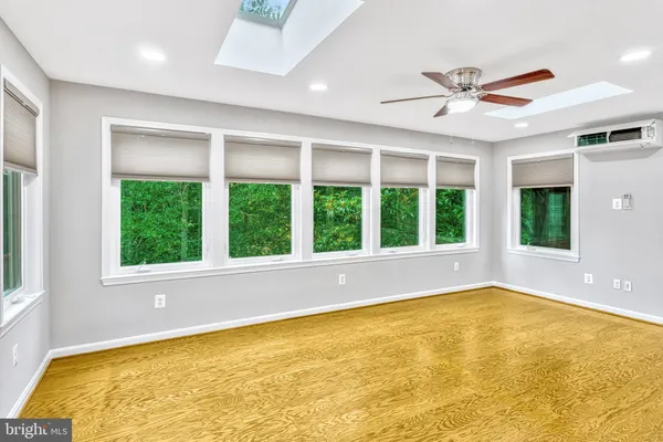 $4,650 | 10700 John Turley Place, Fairfax, VA 22032