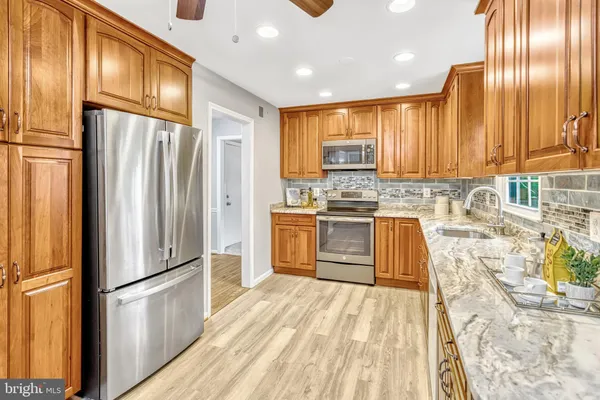 $4,650 | 10700 John Turley Place, Fairfax, VA 22032