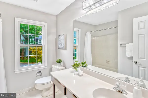 $4,650 | 10700 John Turley Place, Fairfax, VA 22032