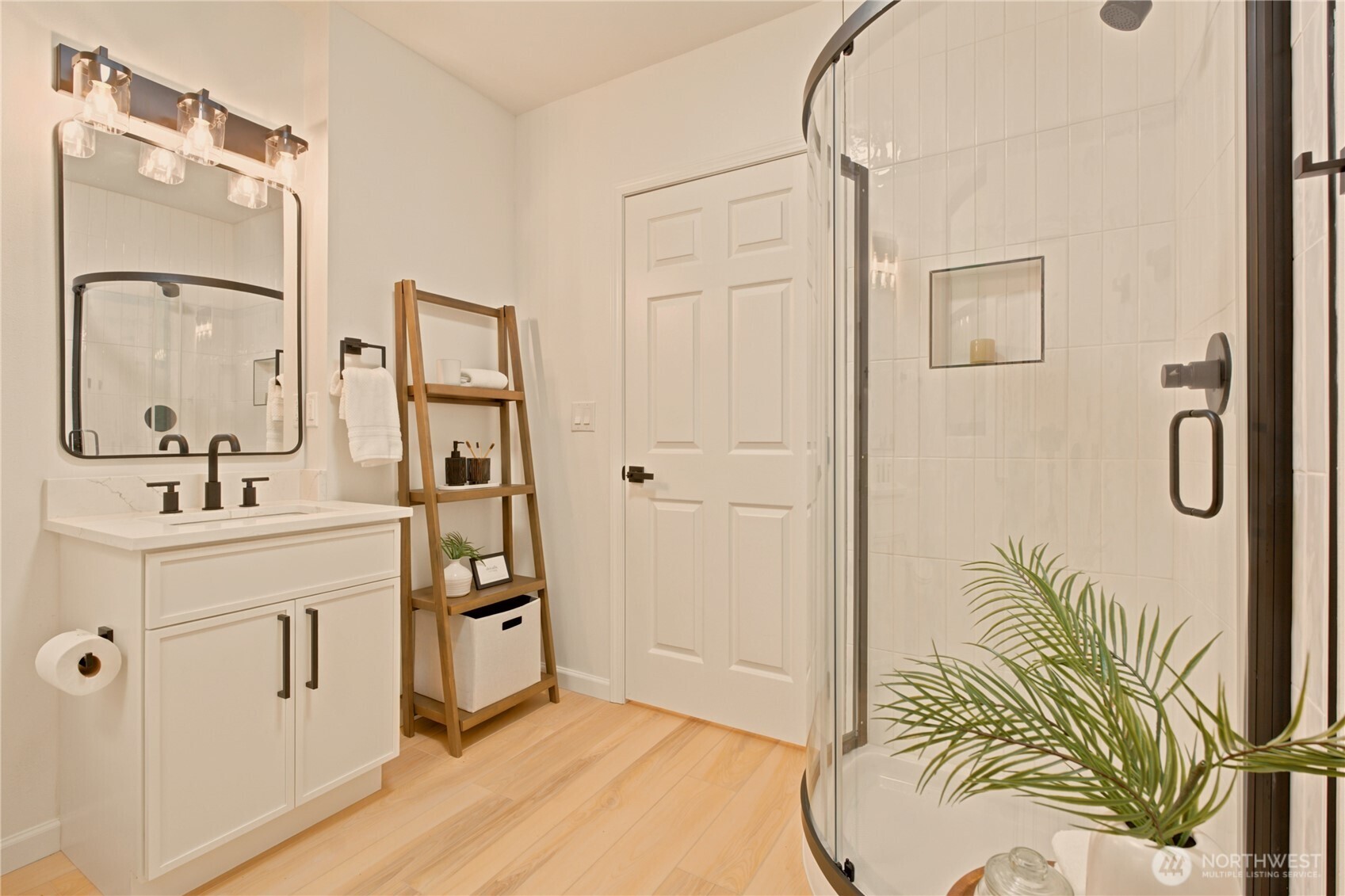 14151 Komedal Road Northeast Bainbridge Island, WA 98110 - Photo 13 of 37