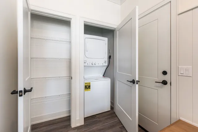 $296,900 | 60 Kloe Lane, Unit 60, Sycamore, IL 60178