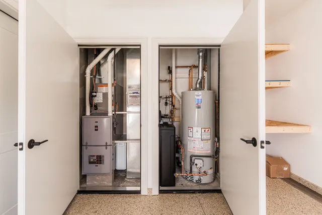 $296,900 | 60 Kloe Lane, Unit 60, Sycamore, IL 60178