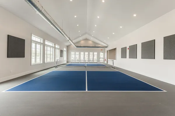 $296,900 | 60 Kloe Lane, Unit 60, Sycamore, IL 60178