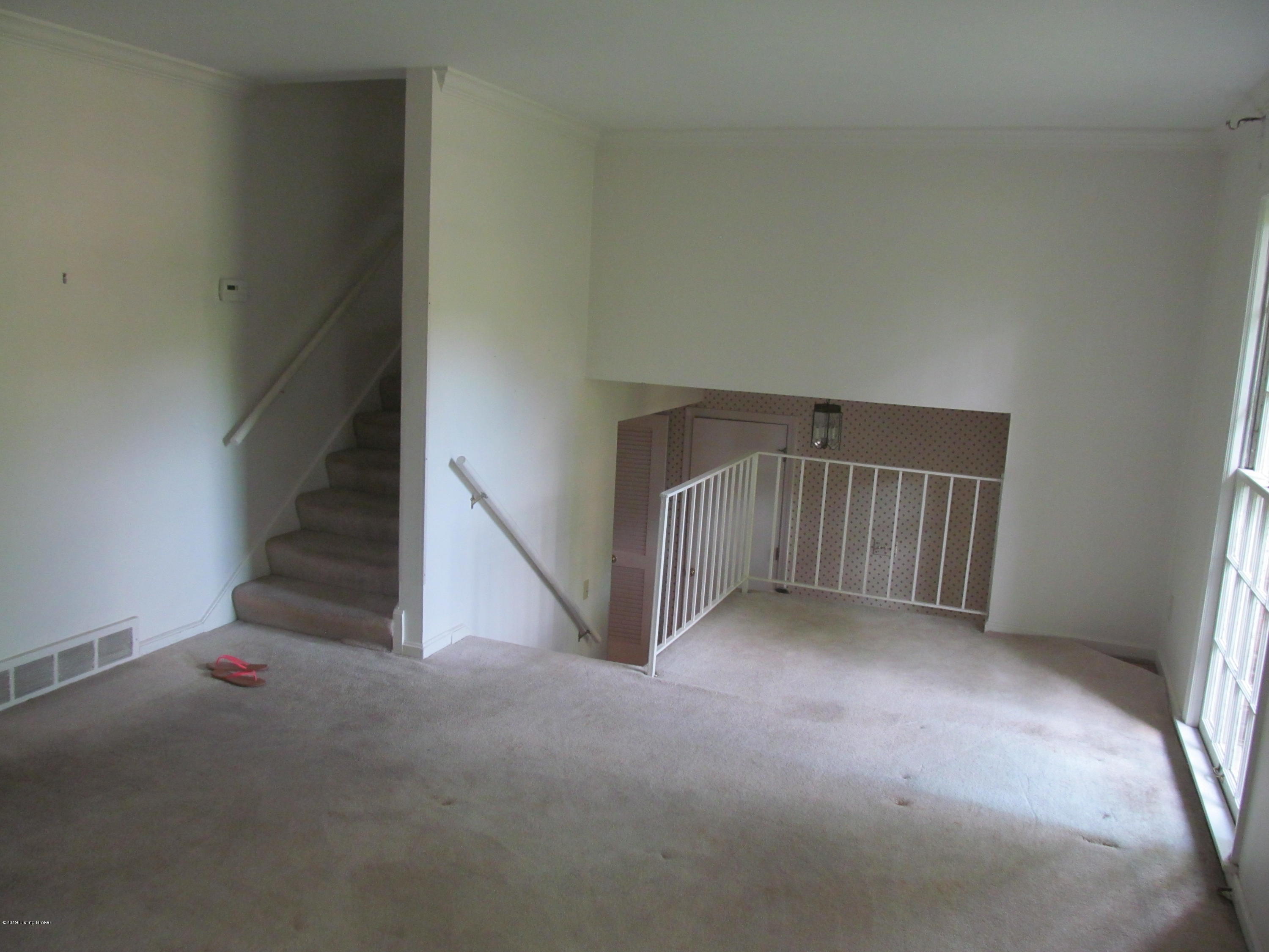 7815 Crown Top Road Louisville, KY 40241 - Photo 17 of 35 IMG_1081