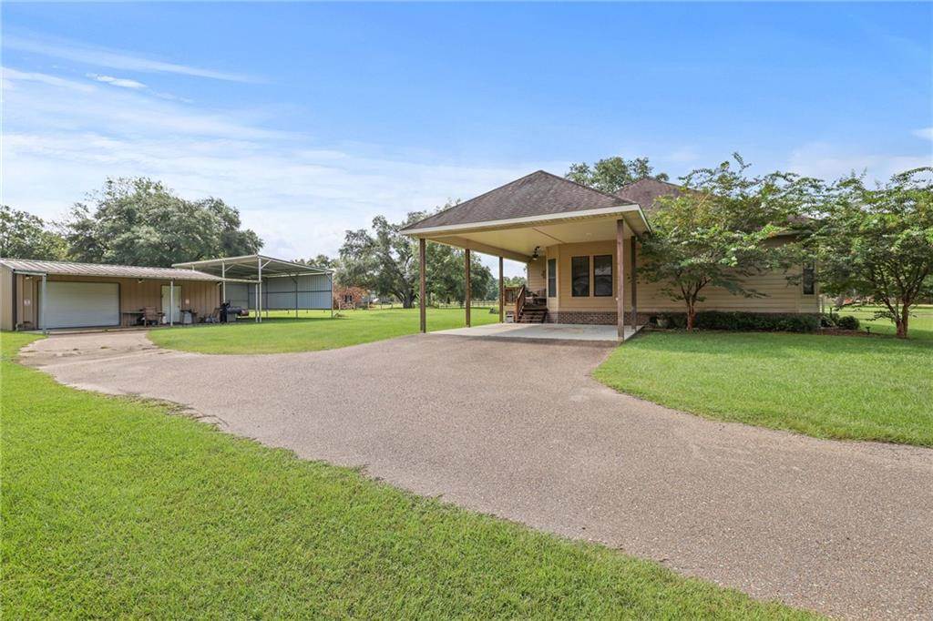42554 Willis Road Ponchatoula, LA 70454 - Photo 4 of 24 Gallery Image 4