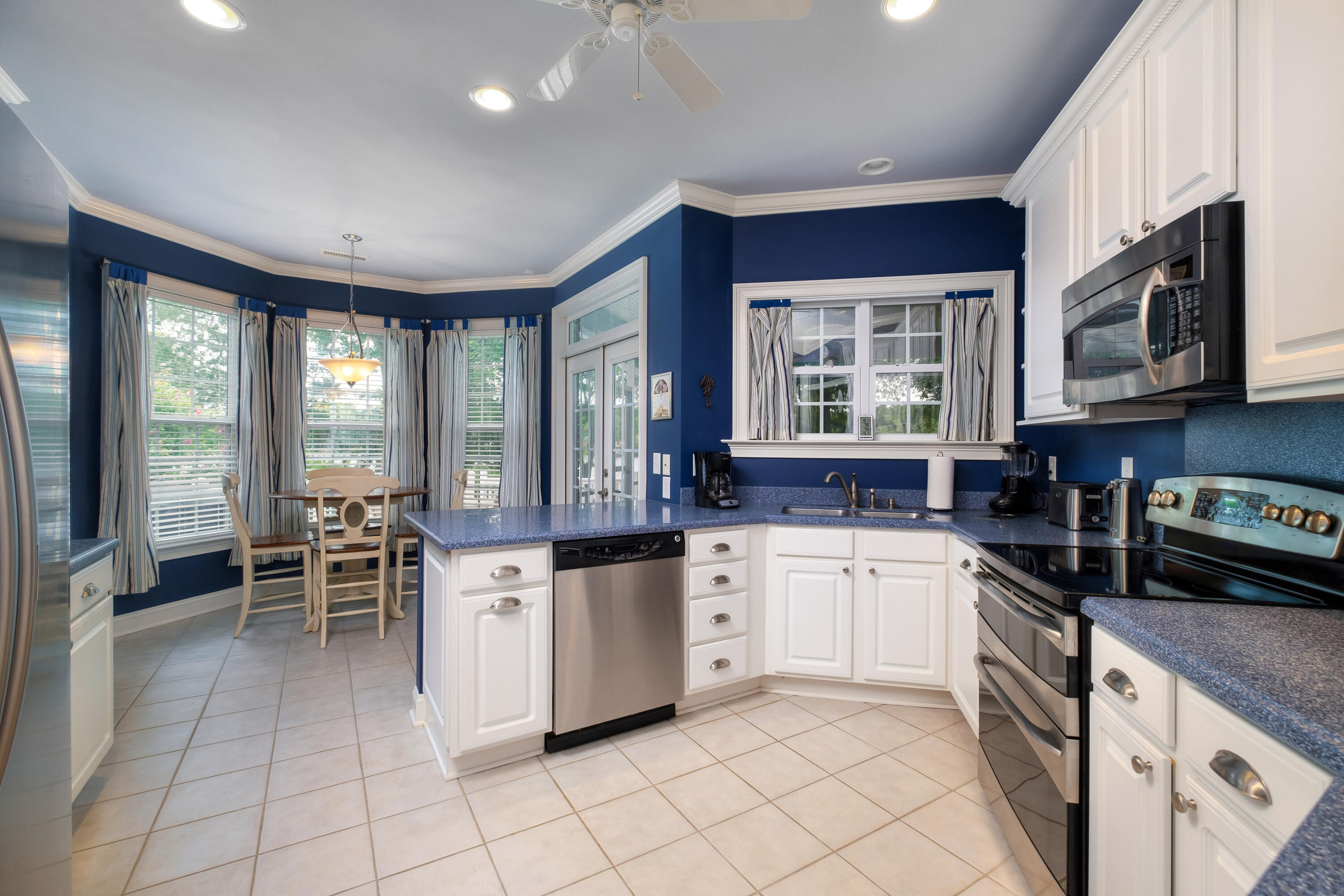 33 Ridge Lake Drive Manning, SC 29102 - Photo 18 of 45 Kitchen