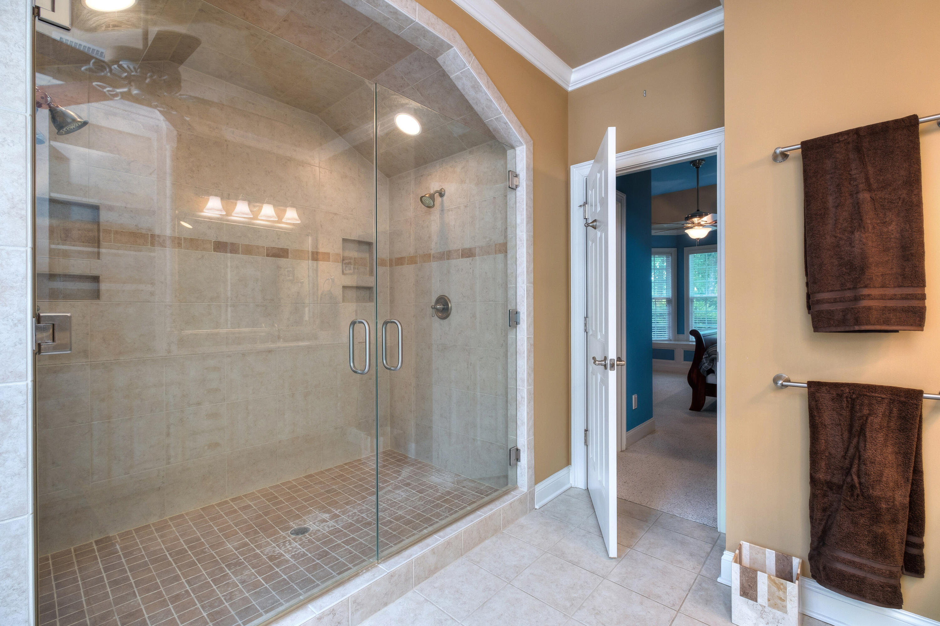 33 Ridge Lake Drive Manning, SC 29102 - Photo 24 of 45 Owners Bath 2