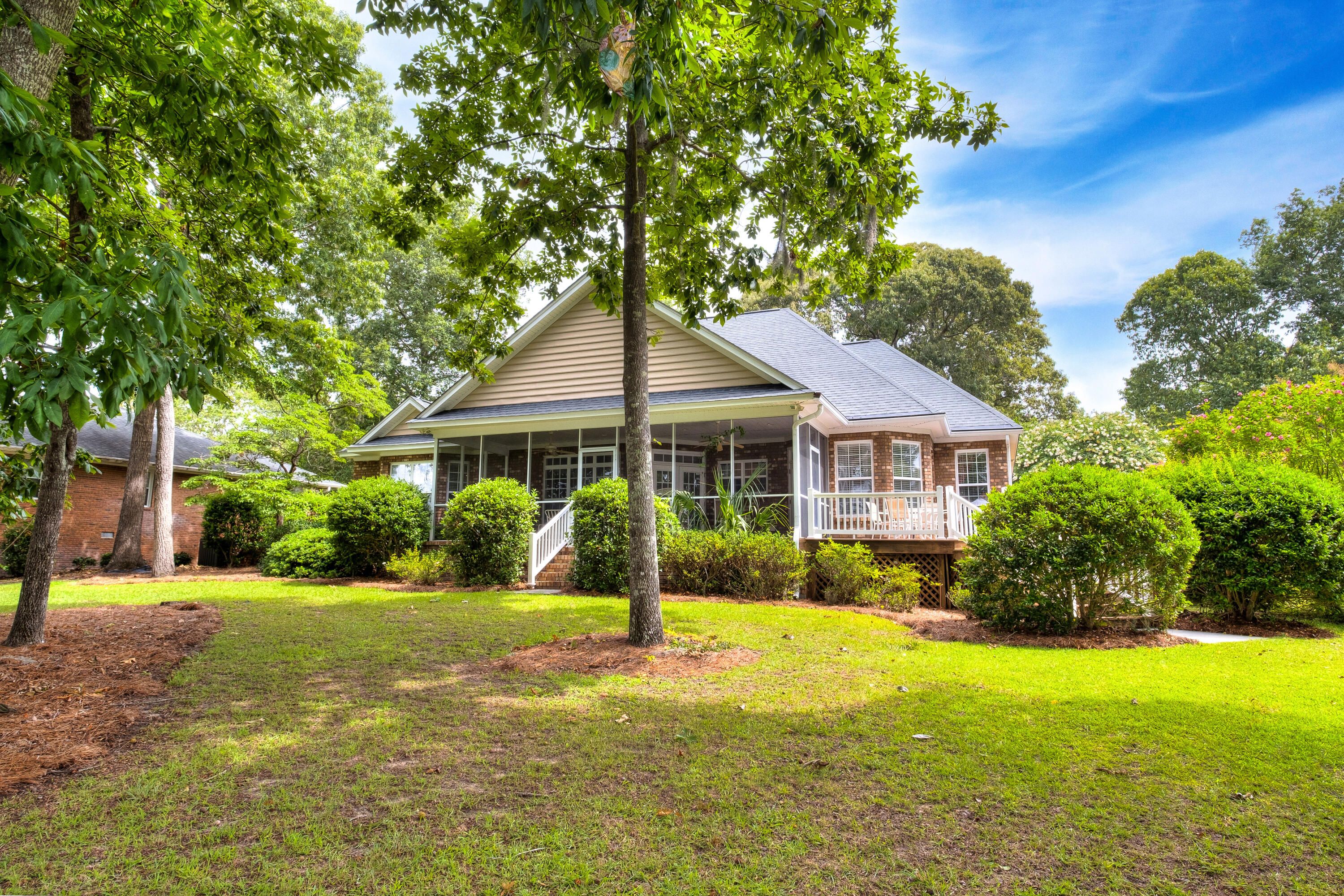33 Ridge Lake Drive Manning, SC 29102 - Photo 3 of 45 Back of House