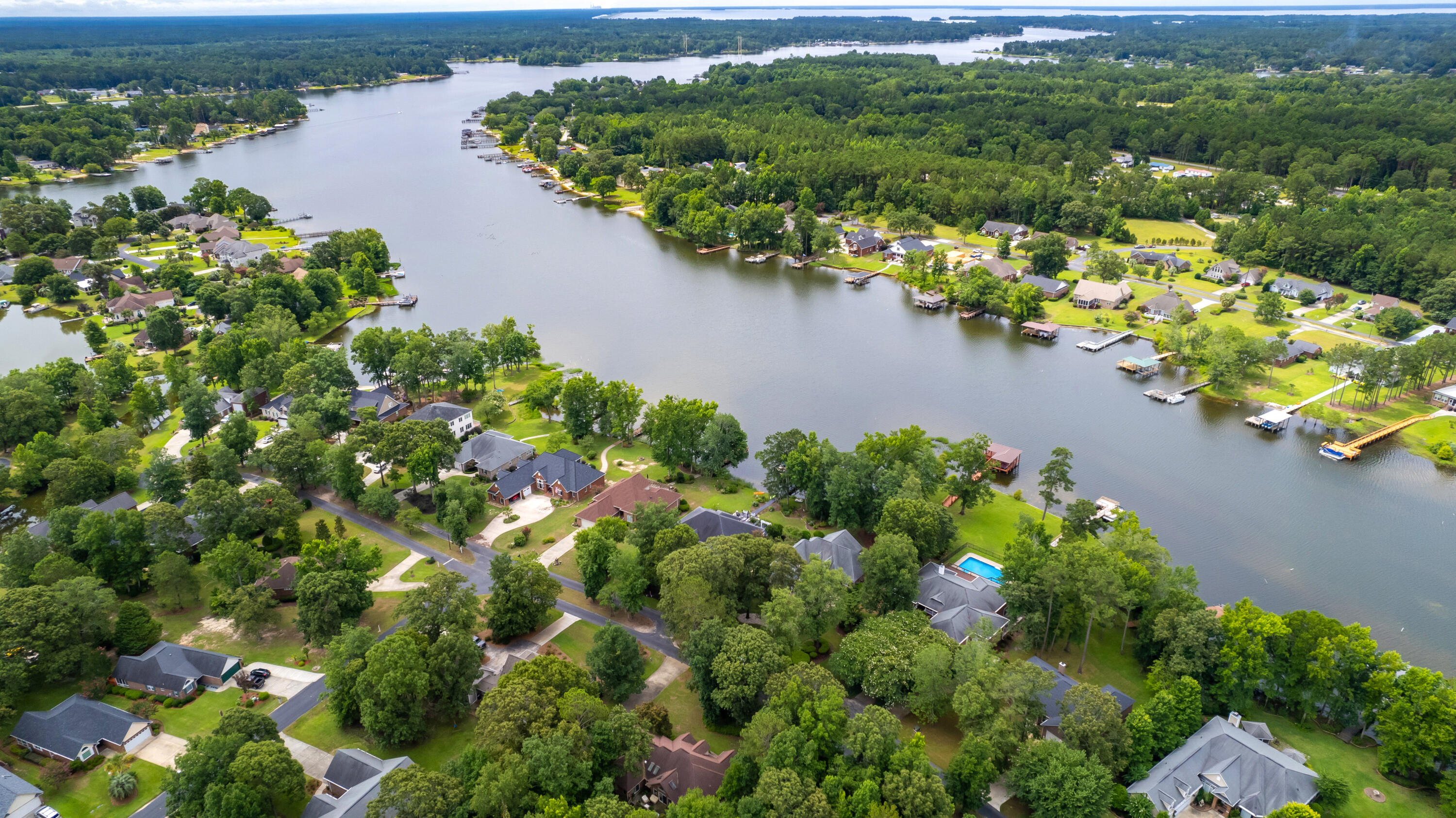 33 Ridge Lake Drive Manning, SC 29102 - Photo 9 of 45 Aerial Lake