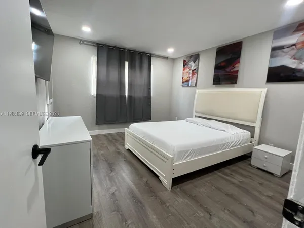 $2,200 | 1432 South Lakeside Drive, Unit 5, Lake Worth, FL 33460